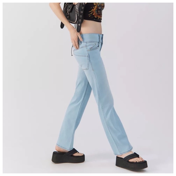 BDG Mischa Skinny Light Blue Jeans - Picture 2 of 7